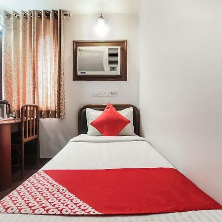 Hotel Amrit Regency Гувахати Экстерьер фото