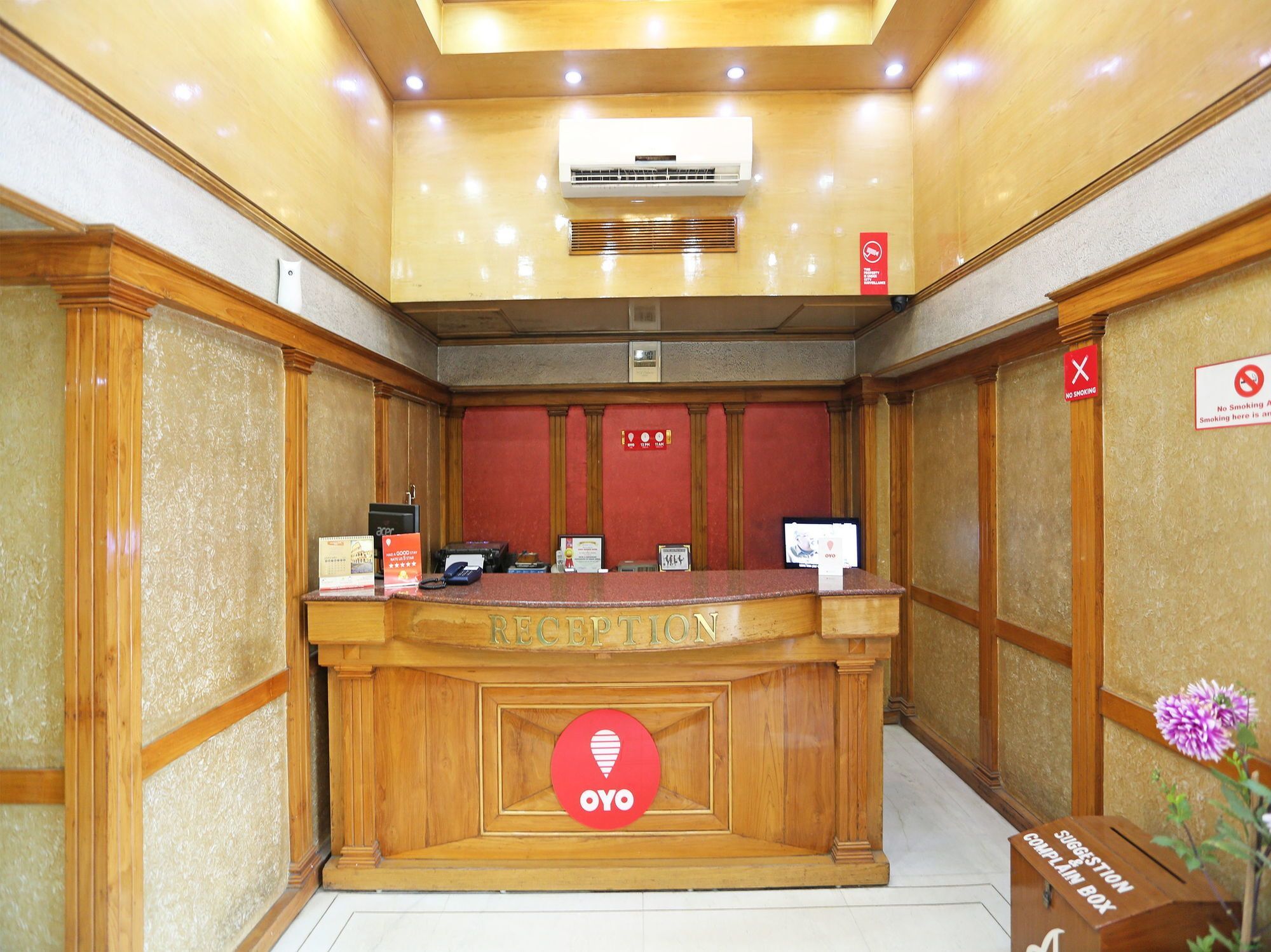 Hotel Amrit Regency Гувахати Экстерьер фото