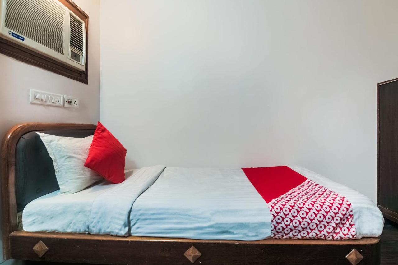 Hotel Amrit Regency Гувахати Экстерьер фото